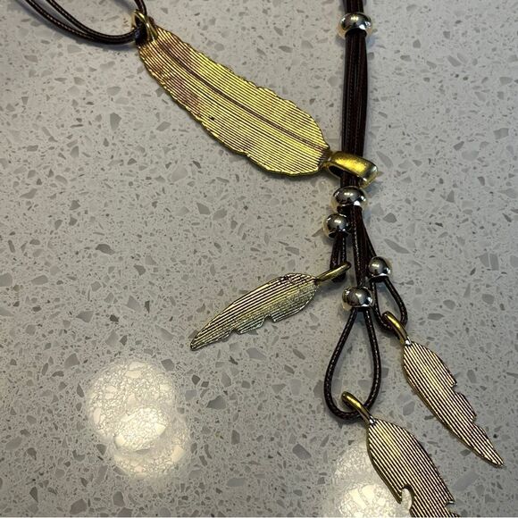 Feather Zinc Alloy Charm Necklace - Picture 9 of 12